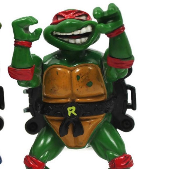 Teenage Mutant Ninja Turtles Talkin’ Raphael Action Figure - Picture 4 of 10
